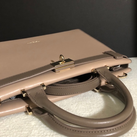 🔅Michael Kors Belted Bag🔅 - Picture 9 of 11